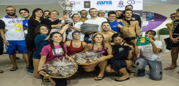 Christmas Swimming Race, 12h in acqua per solidarietà