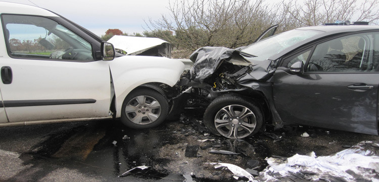 Grave incidente sulla Noci-Alberobello, due feriti gravi