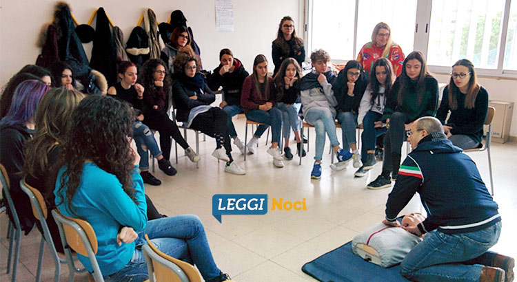 blsd-liceo-lezione-teorica