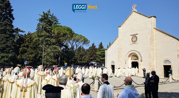 abate-pege-ingresso-religiosi
