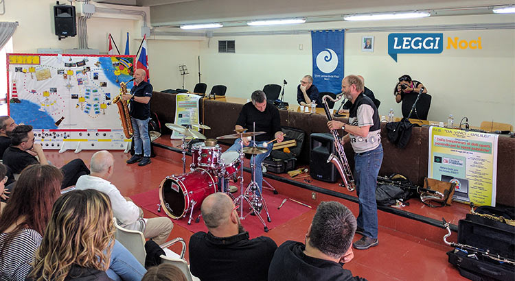 contrattempi-liceo-esibizione-corale