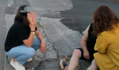 Caduta pericolosa nella strada di Via Togliatti